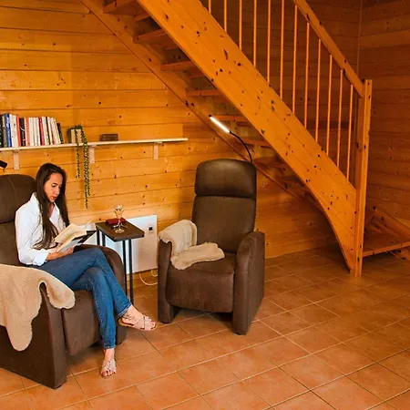 Casa de Férias Doppelhaushaelfte In